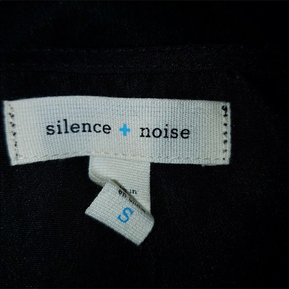 UO DRESS - Picture 3 of 4